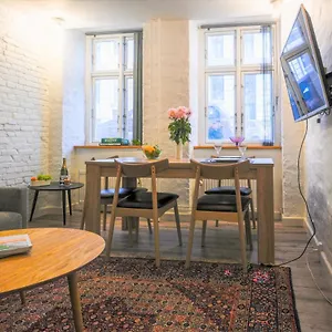 cozy-2-bedroom-apartment-in-downtown-copenhagen.copenhagenhotelselect.com/